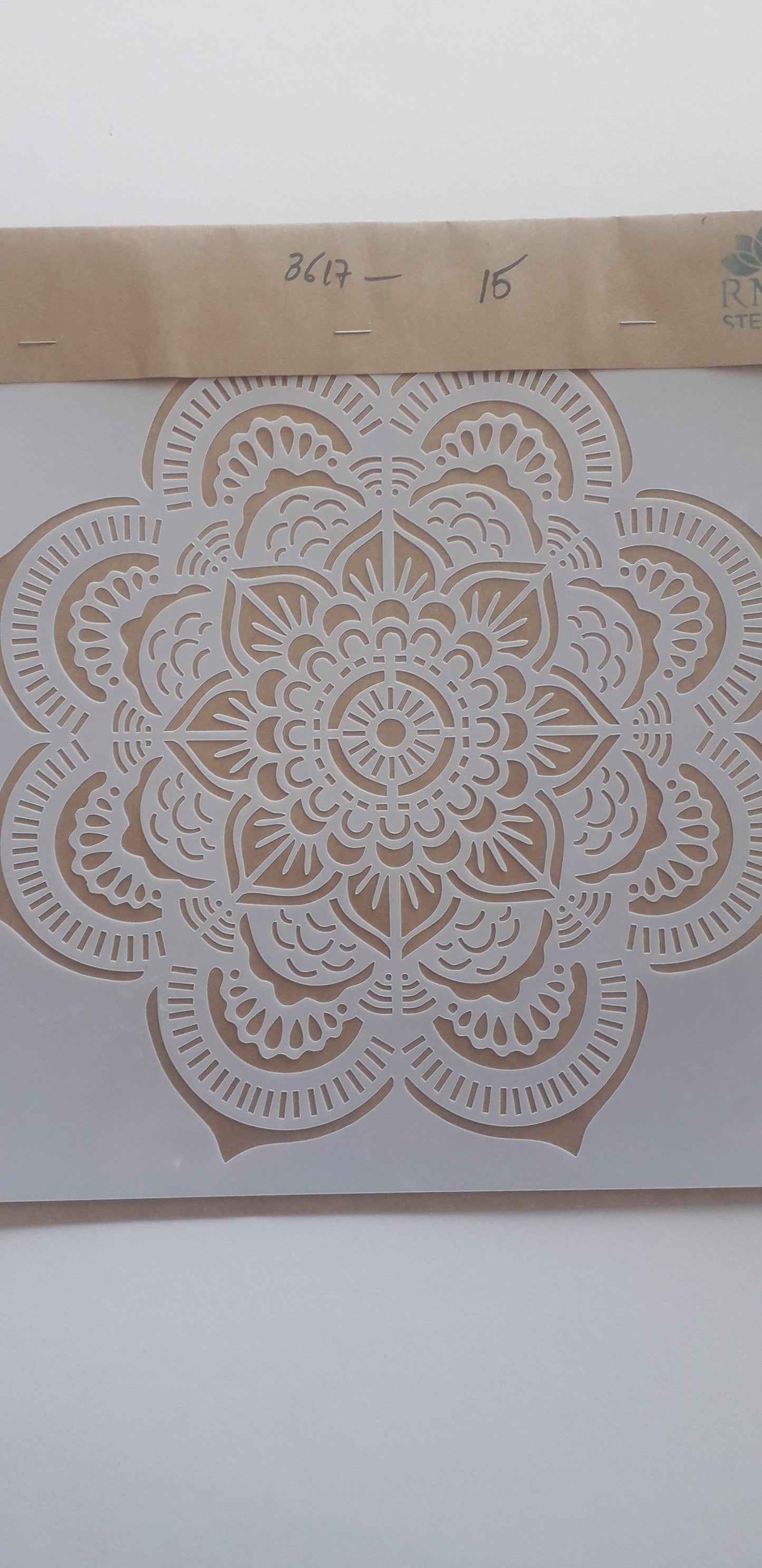 STENCIL 30X30  MANDALAS