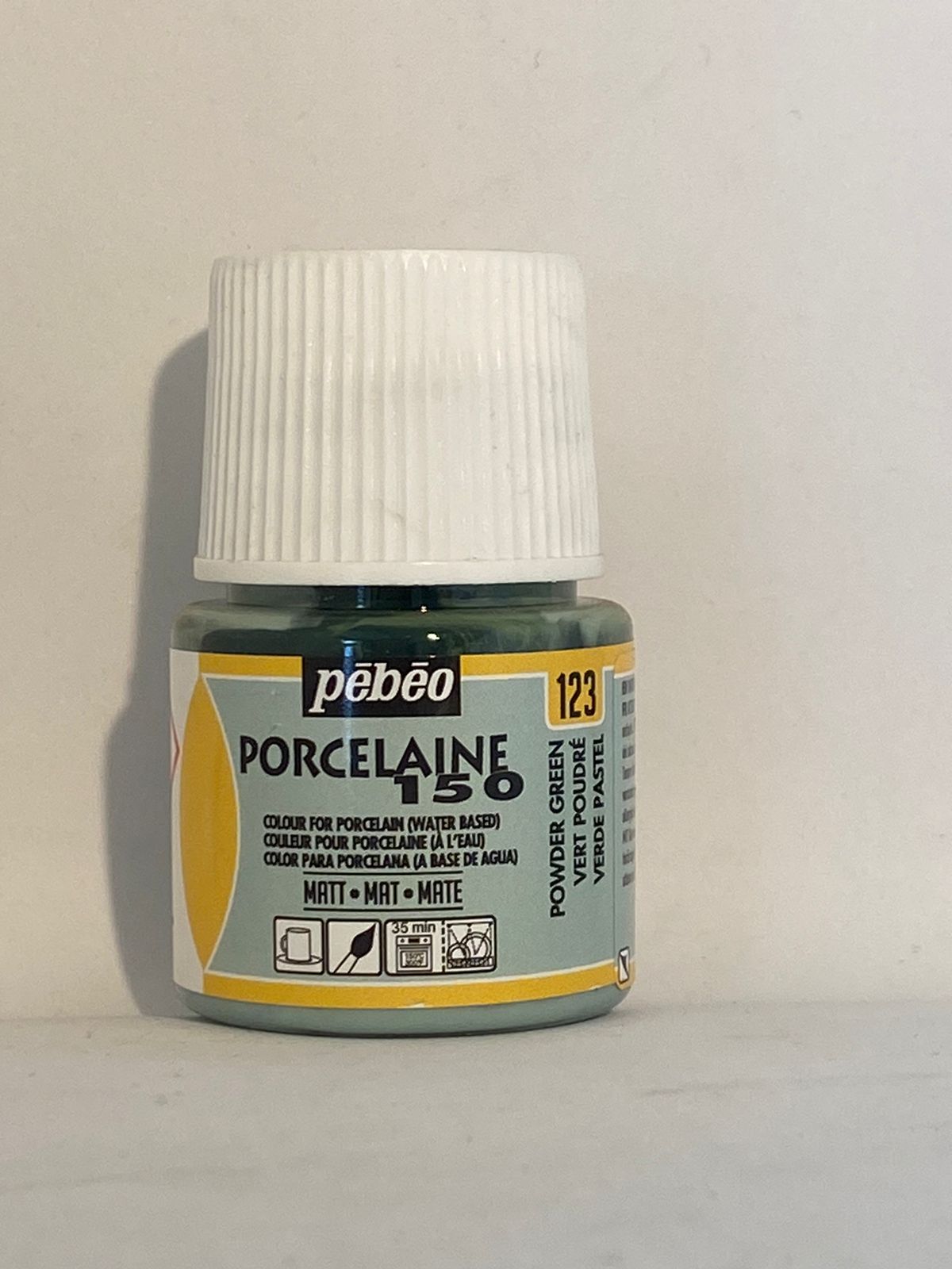 PORCELAINE 150 PEBEO 45ML / VERDE PASTEL