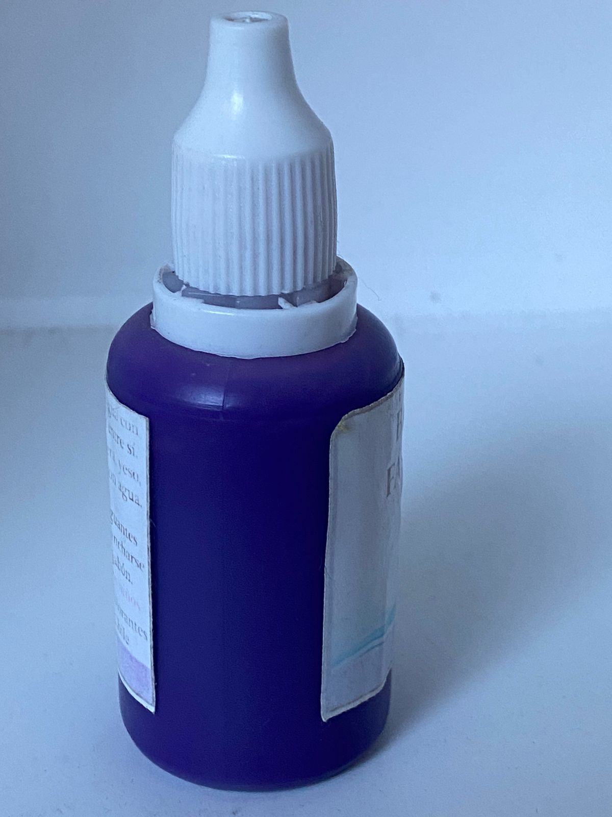 PINTURA BARNIZ FANTASIA AL AGUA FACILISIMO 30 ML VIOLETA